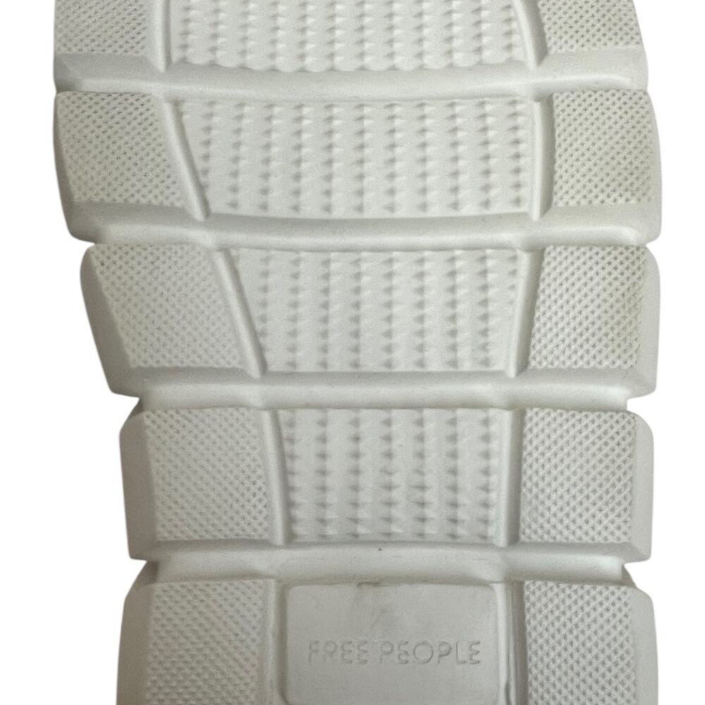 Free People Catch Me If You Can Shoes In White Mirror Combo Size 40 EU - Picture 10 of 11